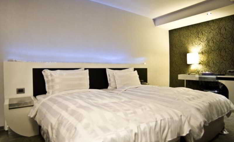 Saual Keh Hotel Taipei Bagian luar foto
