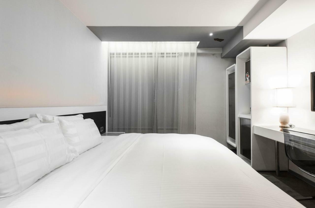 Saual Keh Hotel Taipei Bagian luar foto