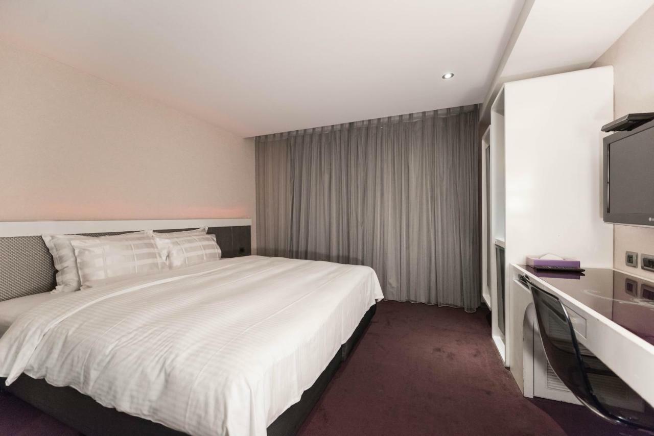 Saual Keh Hotel Taipei Bagian luar foto